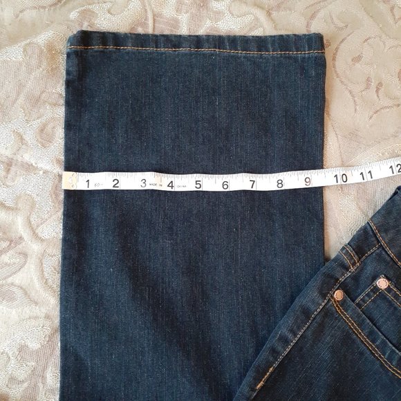 Gap Coupe Blue Women's Dark Washed Jeans Bootcut Tummy Control - Size 6 - NWT - Picture 4 of 13